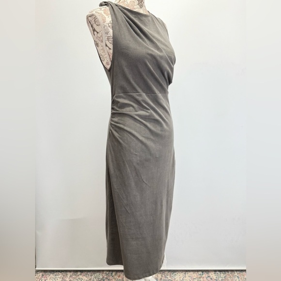 Topshop Gray Asymmetrical cutout ruched midi Dress size M - Picture 9 of 15